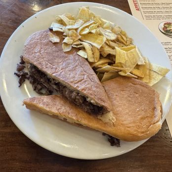 Baracoa Cuban Restaurant - Cuban Near Me - Palmdale, California