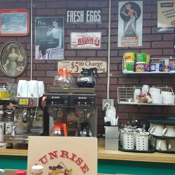 Sunrise Breakfast Shoppe - Breakfast & Brunch Near Me - Chesapeake, Virginia