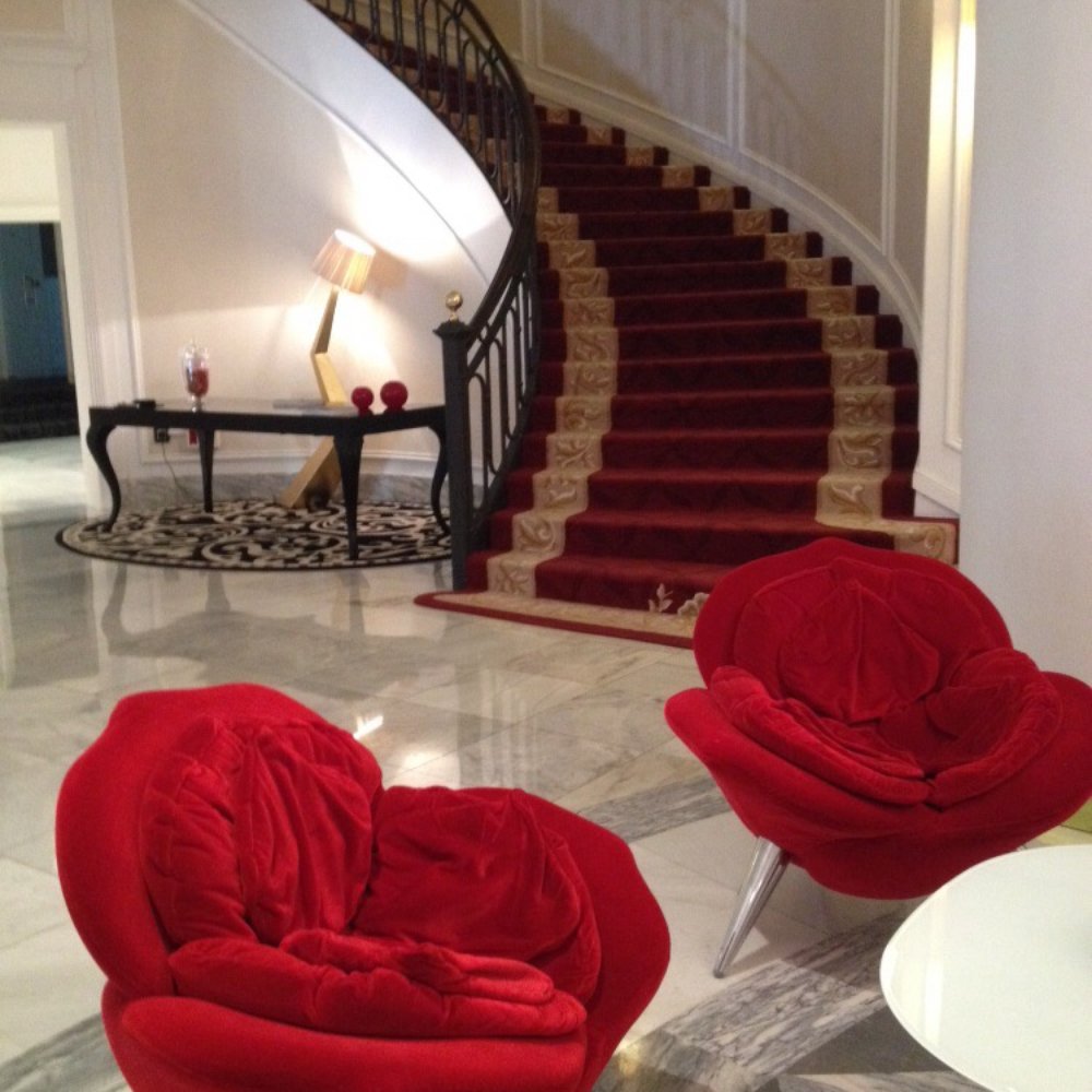 Gran Melia Colón - Now that's a chair - Hotels Near Me - Seville, SE