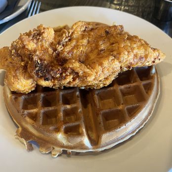 Twisted Tavern - Chicken and Waffles - American Near Me - Arnold, Missouri