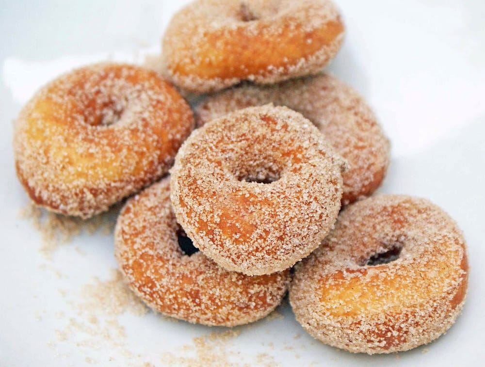 Biddy B's Mini Donut Factory Logo