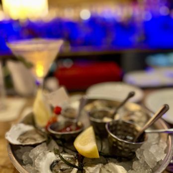 David Burke Prime - Oysters - Steakhouses Near Me - Mashantucket, Connecticut