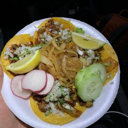 Tacos al pastor x4 Tacos al pastor x4