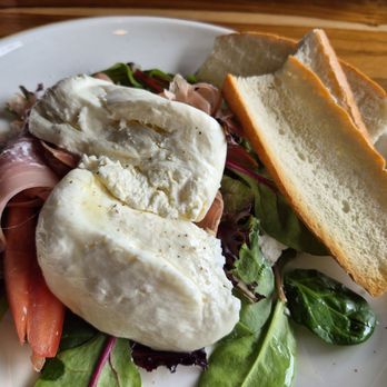 Bedford Falls - Charleston - Burrata salad - New American Near Me - Charleston, South Carolina