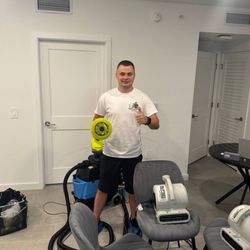 Power Cleaning Upholstery & Carpet