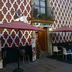 La Fondue - La Fondue Grifaldo se encuentra en Jardín Centenario 4, a un costado de la catedral de Coyoacán.