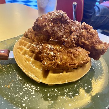 Green Light Diner - Chicken and waffles (meeehhh...) - Diners Near Me - Poulsbo, Washington