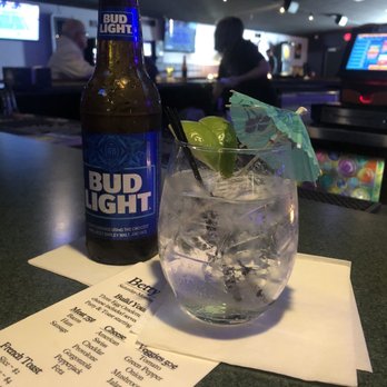 Betty Jane's Bar & Grill - Bars Near Me - Warren, Michigan