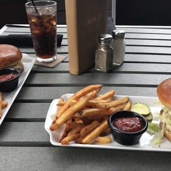 BRU Burger Bar - Cincinnati - Burgers Near Me - Cincinnati, Ohio