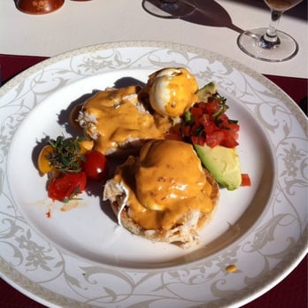 Amaya - Dungeness crab eggs benedict - New American Near Me - San Diego, California Amaya - Dungeness crab eggs benedict - New American Near Me - San Diego, California
