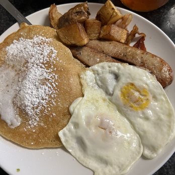 Casa Mia Bistro - Mia's Breakfast Platter - Mexican Near Me - Victorville, California Casa Mia Bistro - Mia's Breakfast Platter - Mexican Near Me - Victorville, California