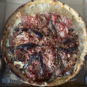 Lou Malnati's Pizzeria - Pizza Near Me - Park Ridge, Illinois