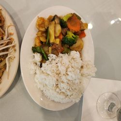 Angkor Restaurant - C6. Moarn Chha Kroeung