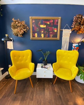 Greenhouse Coffee + Plants by null