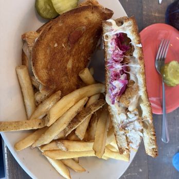 Nicks Beachside Grille - Haddock Reuben - Sandwiches Near Me - York, Maine