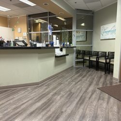 United Medical Imaging Healthcare - Empty lobby at 5:55 am