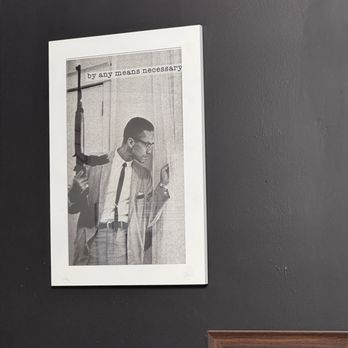 Brino’s Restaurant - Inside decor - Soul Food Near Me - Louisville, Kentucky