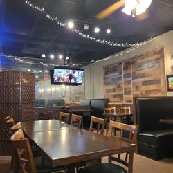Flavors of India - Interesting decor. But delicious food.