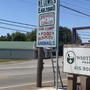 BF Lewis's Earlybird - Breakfast & Brunch Near Me - White Bluff, Tennessee BF Lewis's Earlybird - Breakfast & Brunch Near Me - White Bluff, Tennessee