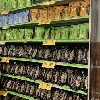Safeway - a display in a grocery store - Grocery Near Me - Baltimore, Maryland