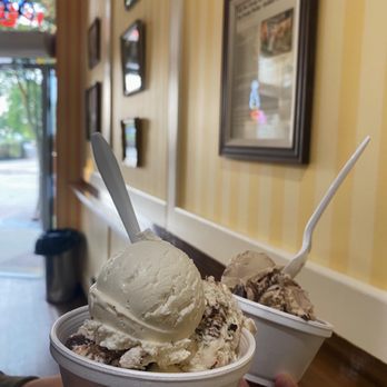 Golden Cone - two bowls of ice cream with spoons - Ice Cream & Frozen Yogurt Near Me - Royal Oak, Michigan Golden Cone - two bowls of ice cream with spoons - Ice Cream & Frozen Yogurt Near Me - Royal Oak, Michigan