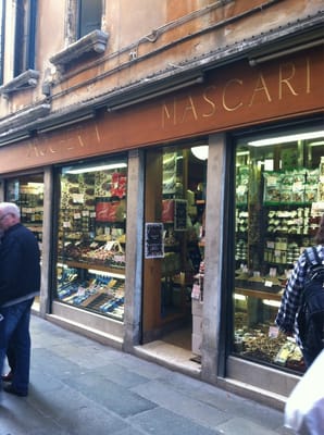 Drogheria Màscari by null