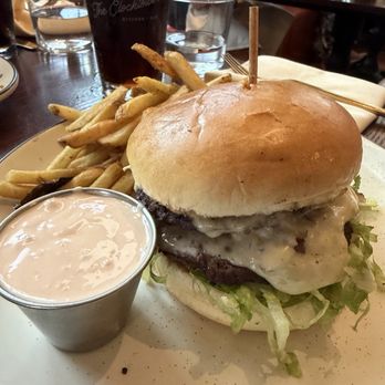 The Clocktower Kitchen + Bar - Smash burger - New American Near Me - Plain City, Ohio The Clocktower Kitchen + Bar - Smash burger - New American Near Me - Plain City, Ohio