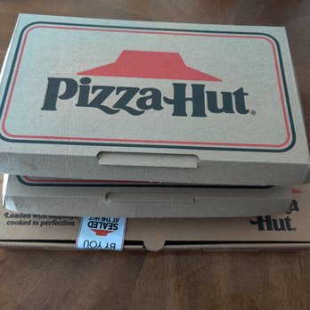 Pizza Hut - pizza boxes stacked on top of each other - Pizza Near Me - Webster, New York Pizza Hut - pizza boxes stacked on top of each other - Pizza Near Me - Webster, New York