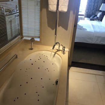 Shangri-La's Boracay Resort and Spa - Resorts Near Me - Malay, AKL
