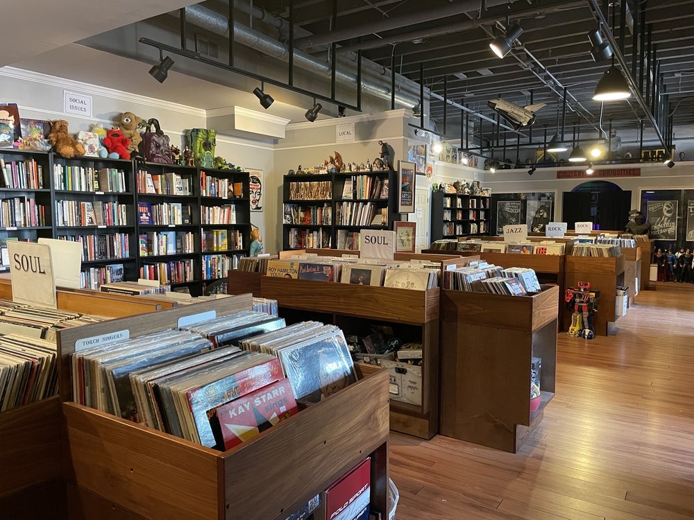 PROTEAN BOOKS & RECORDS - Updated May 2025 - 40 Photos & 30 Reviews