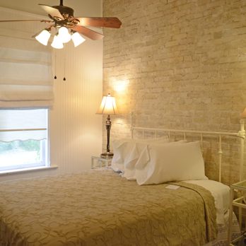 Olle Hotel - Bed & Breakfast Near Me - Flatonia, Texas Olle Hotel - Bed & Breakfast Near Me - Flatonia, Texas