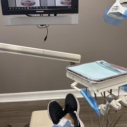 1st Choice Dental North Hollywood - Dentist visit