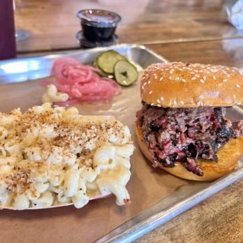 Dayne's Craft Barbecue - great food. good service. may take a bit to get the food. but worth the wait. #txbrisket - Barbeque Near Me - Aledo, Texas Dayne's Craft Barbecue - great food. good service. may take a bit to get the food. but worth the wait. #txbrisket - Barbeque Near Me - Aledo, Texas