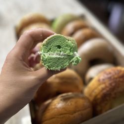 Fresh Gourmet Bagels - Pandan Bagel