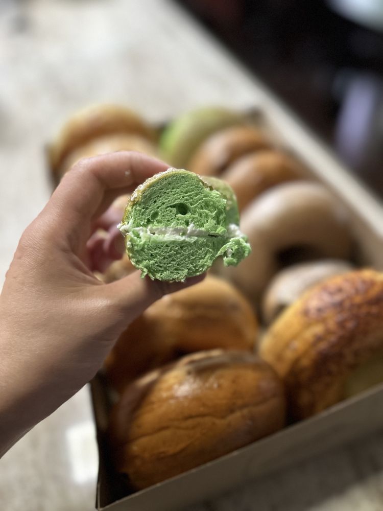 FRESH GOURMET BAGELS Updated October 2024 134 Photos & 203 Reviews