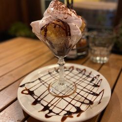 La Pizzeria - Profiteroles dessert