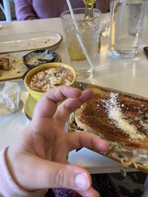 Grilled Cheese Bar by null