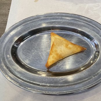 Mazbi - Vegan sambosa ($1.85) - Middle Eastern Near Me - Montreal, Quebec