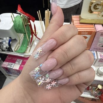 Topline Nails and Lashes - Encapsulated nails - Nail Salons Near Me - Pico Rivera, California