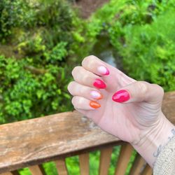 Queen House Nails - Cool nail design same day as getting them done