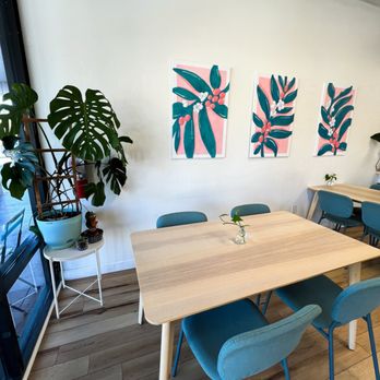 Tetherball Coffee - Cozy corner - Coffee & Tea Near Me - Jacksonville, Florida