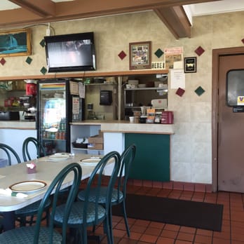 Alex Kabob House - Dining area with a view of the kitchen - Middle Eastern Near Me - Southgate, Michigan Alex Kabob House - Dining area with a view of the kitchen - Middle Eastern Near Me - Southgate, Michigan
