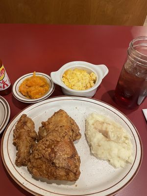 Mama Dip's Kitchen by null