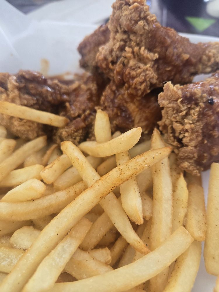 Food from Cajun Kitchen To Go's