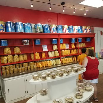 Laura's Fine Candies - Several varieties of popcorn - Candy Stores Near Me - Estes Park, Colorado Laura's Fine Candies - Several varieties of popcorn - Candy Stores Near Me - Estes Park, Colorado