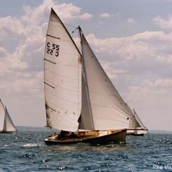Sorrento Sailing Couta Boat Club - C55 Paris going through her paces