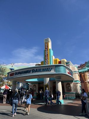 Mickey's Toontown by null