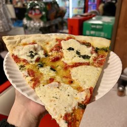 Slices Pizza - Margarita Slice