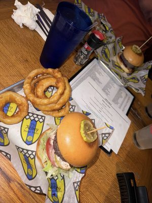 Abbey Burger Fells Point by null