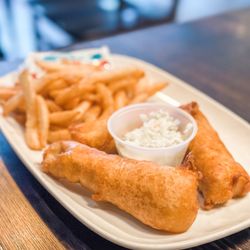 The Nook Smokehouse & Grille - Fish Dinner